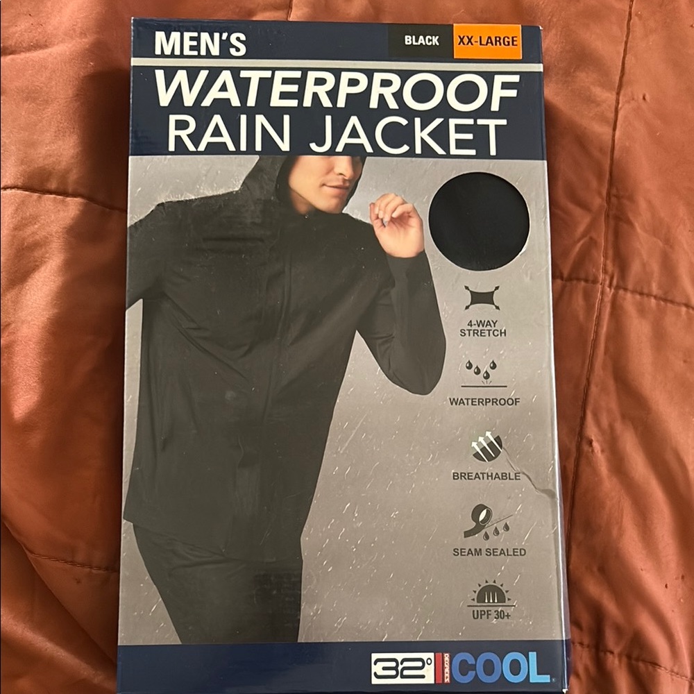32 Degrees Men's Black Waterproof Rain Jacket
